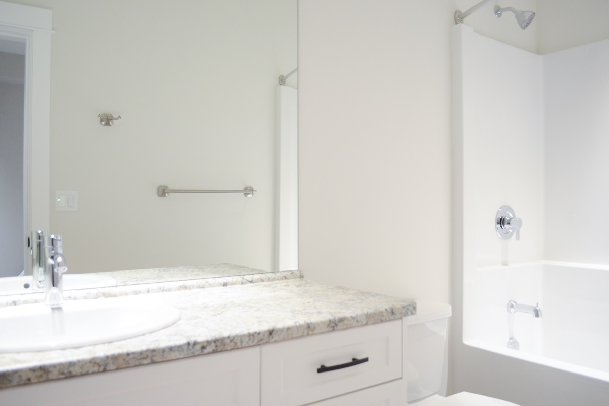 2nd Bedroom ensuite