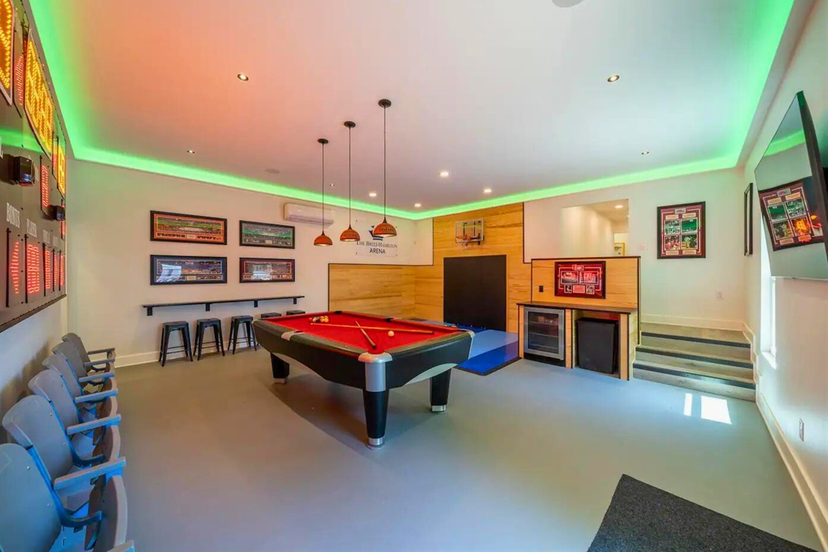 [Game Room] Commence Family Game Night! Enjoy the Awesome Game Room and See Who Goes Home as Family Vacation Champion.