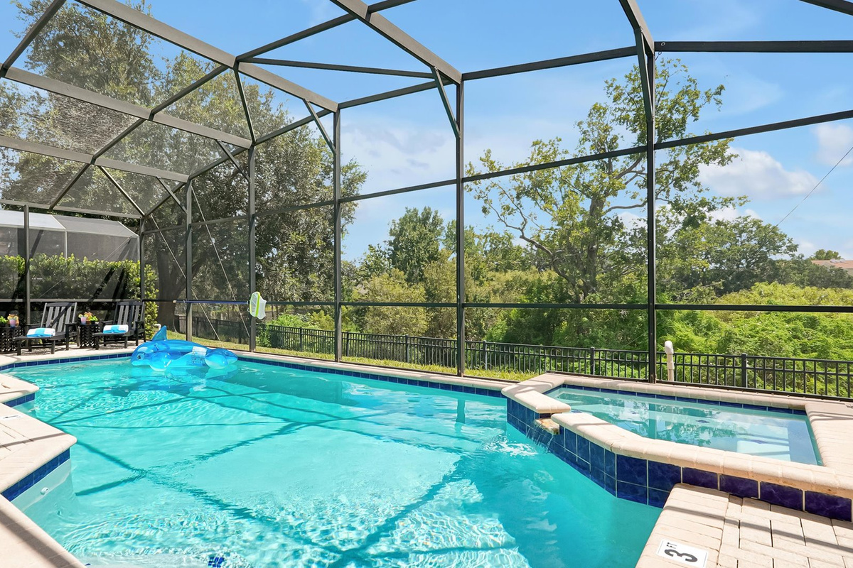 Private Pool and Spa: Private screened pool and spa overlooking peaceful conservation with no rear neighbours.