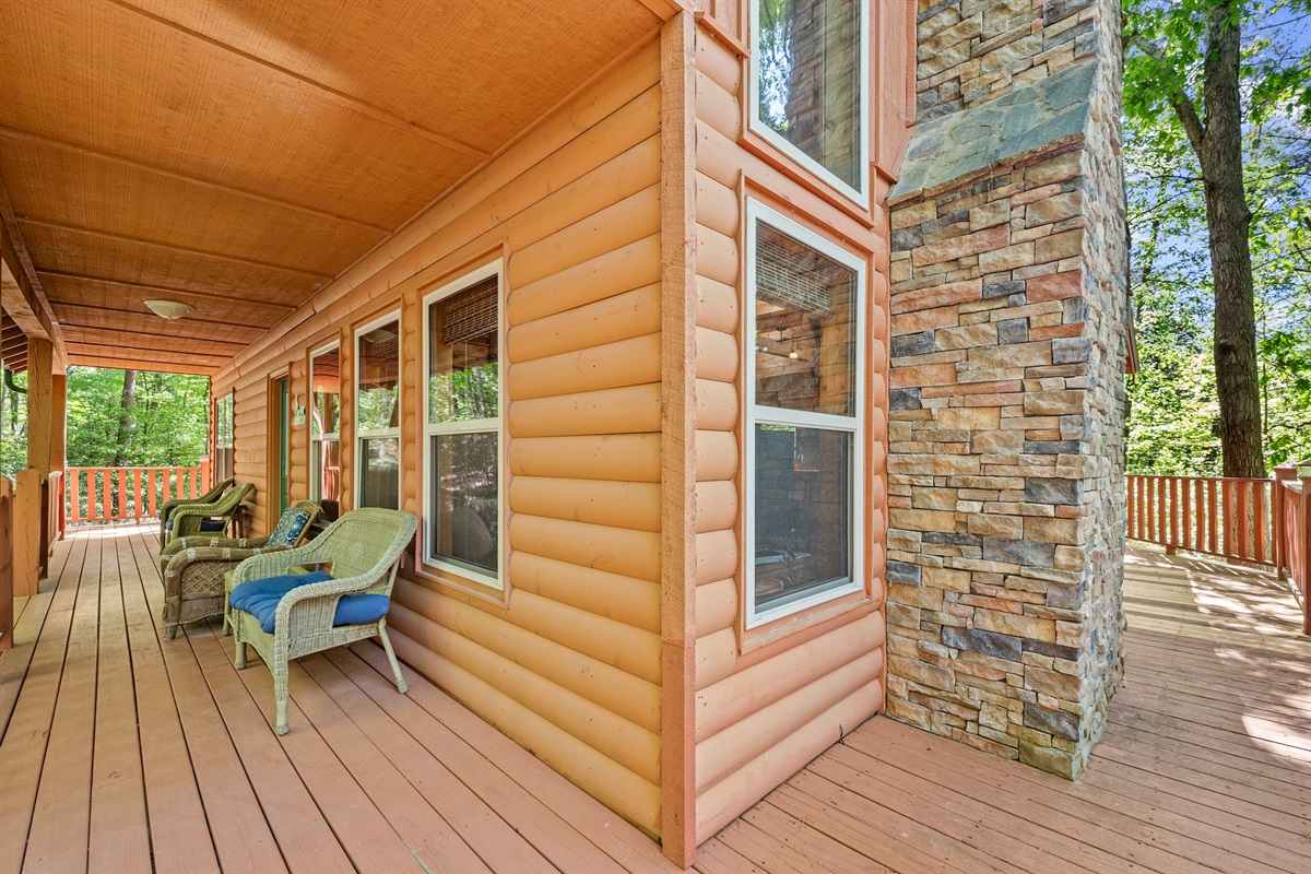 360 Degrees Wrap Porch with Covered Seating Areas