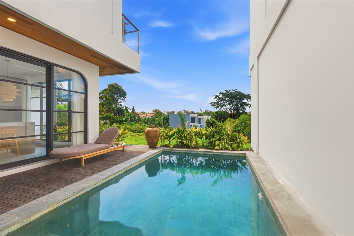 Pool area