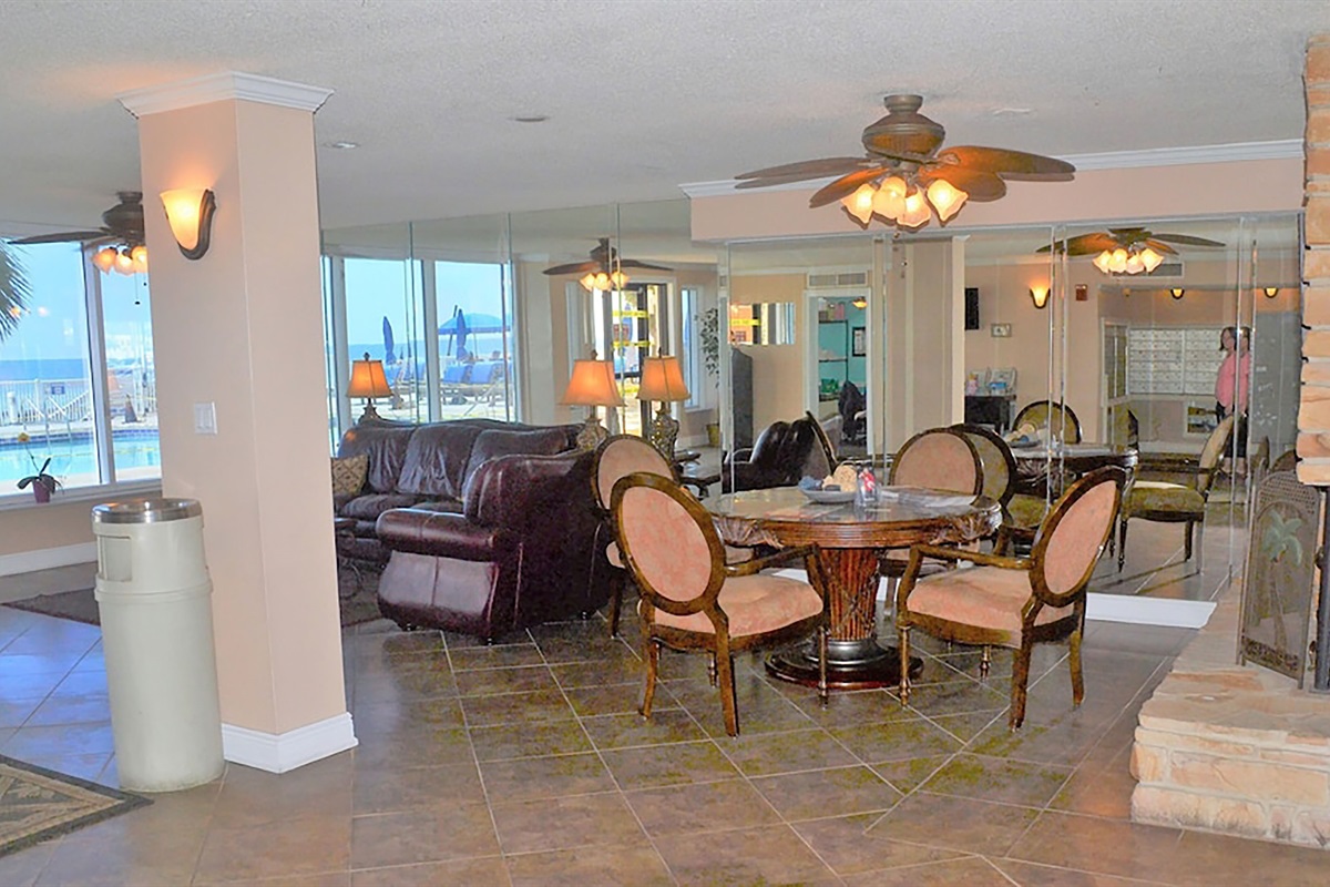 Lobby and social area with fireplace. Great for snow birds!