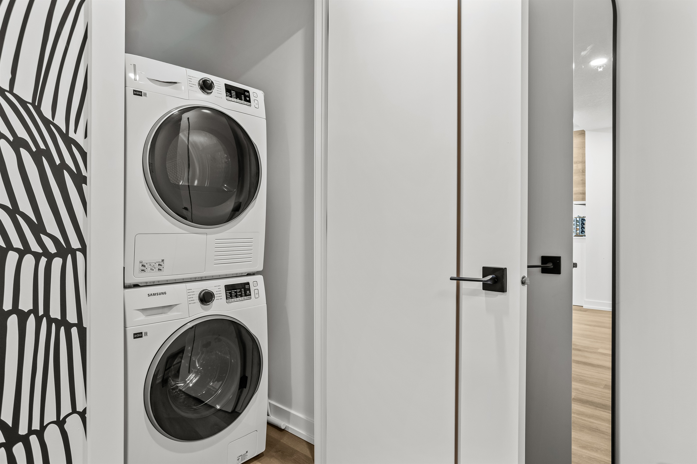 Washer & Dryer