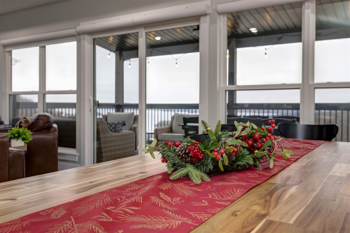 Christmas Dining Area