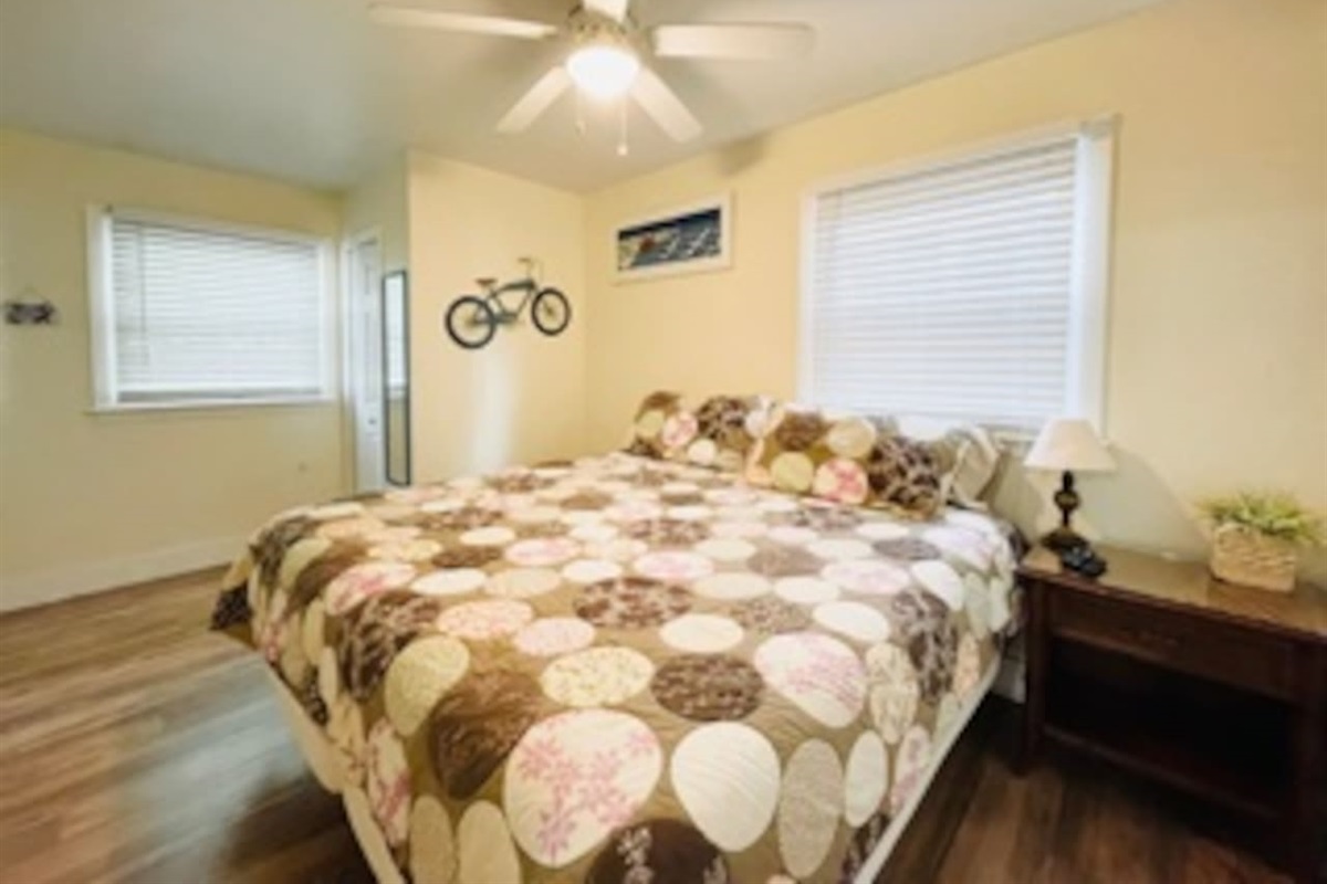 a4b07d8a70454a58b3dbc3c8398ffc44 Large Virginia Beach vaction rentals