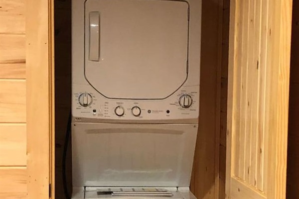 Washer and dryer on bottom level