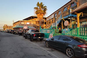 Dock Street (10-min walk)