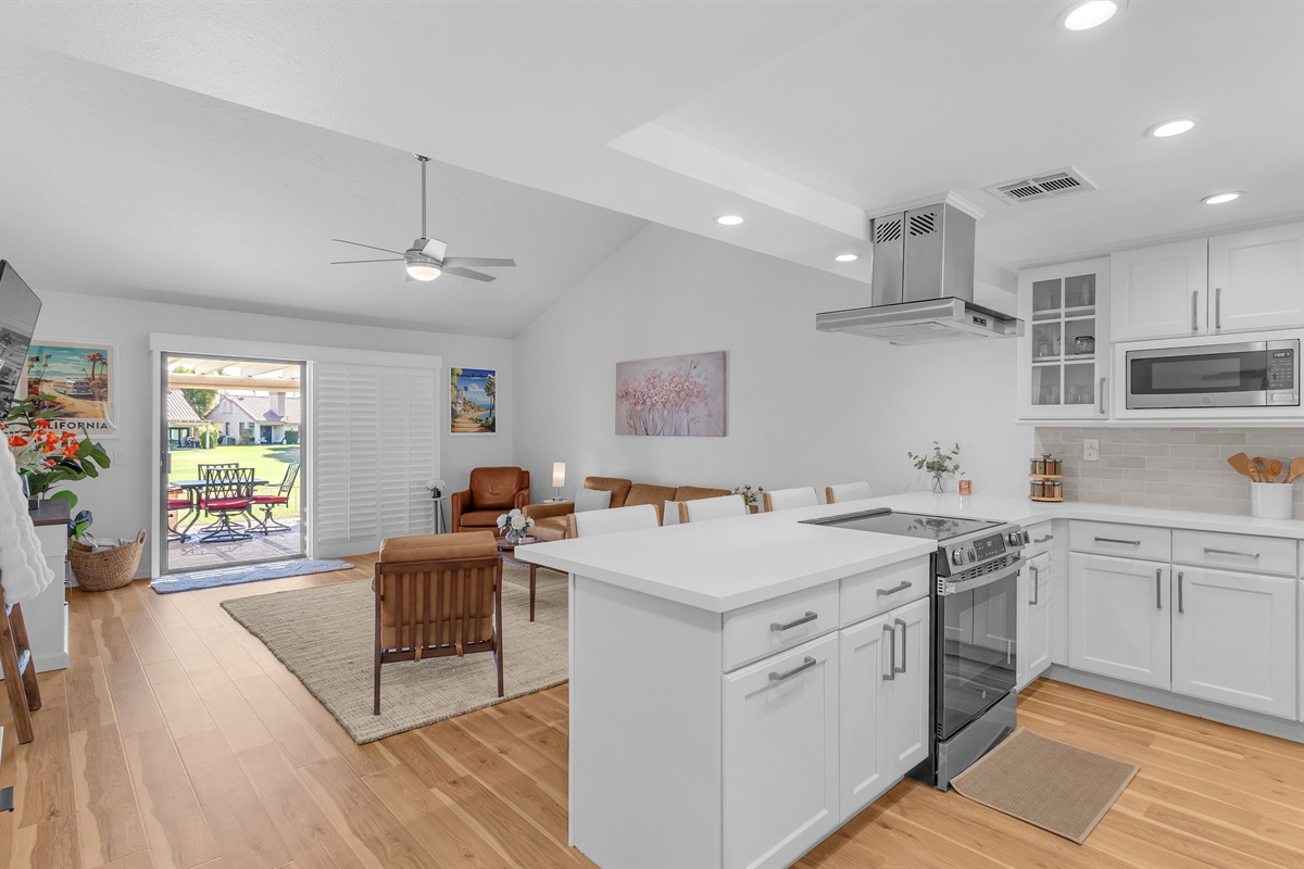 Lots of Counter space 