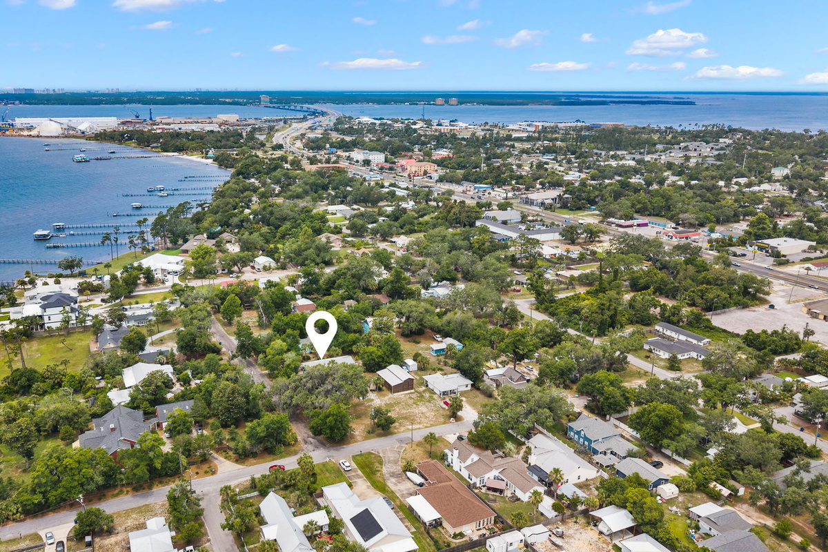 Tucked into a quiet residential neighborhood with convenient access to Historic St. Andrews, Historic Downtown Panama City, US-98, and Hathaway Bridge to Panama City Beach.