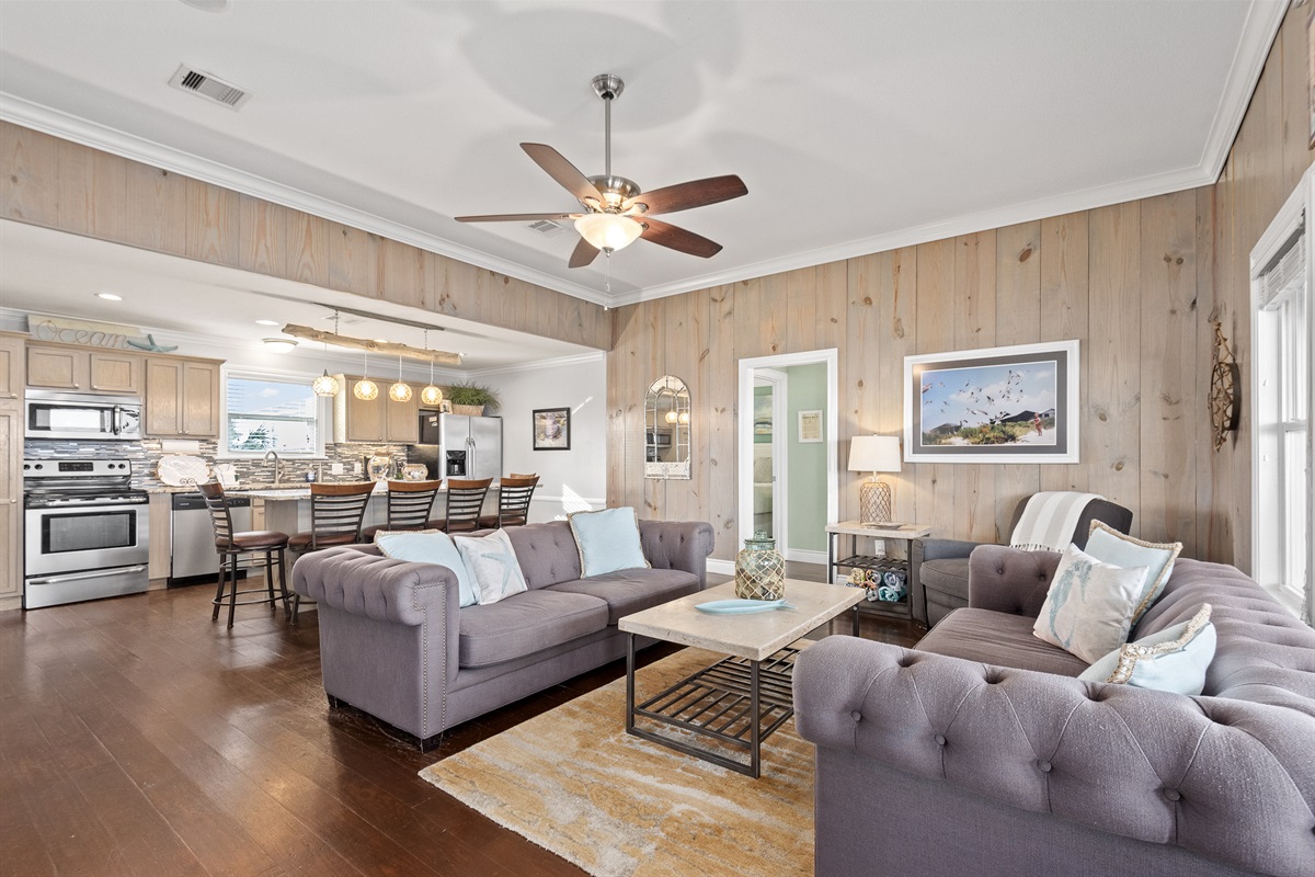 a518ae66b9634b5e8749cb5673f82419 Large | Beachhouse | Texas | TX | Vacation Homes | Galveston | Crystal Beach | Kokomo | Breezy Days | Beachfront Elegance | Sunrise Serenity | Southern Sands Property Management, LLC