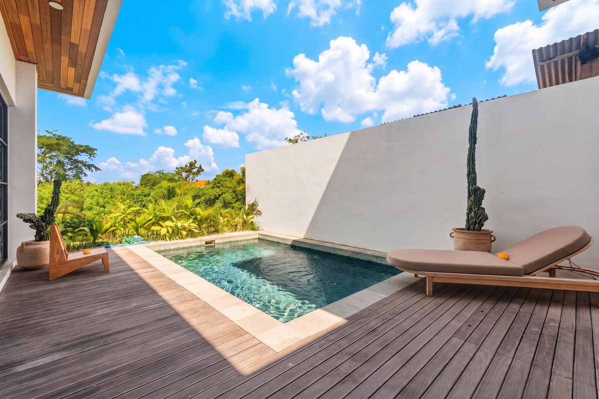 Pool area