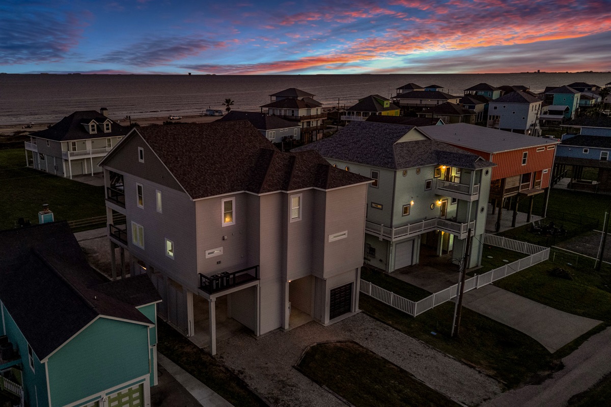 Costa Cristal Exterior: Step outside to a property that commands attention, where sleek architecture and lush landscaping create an unforgettable first impression. Every angle showcases style and sophistication.