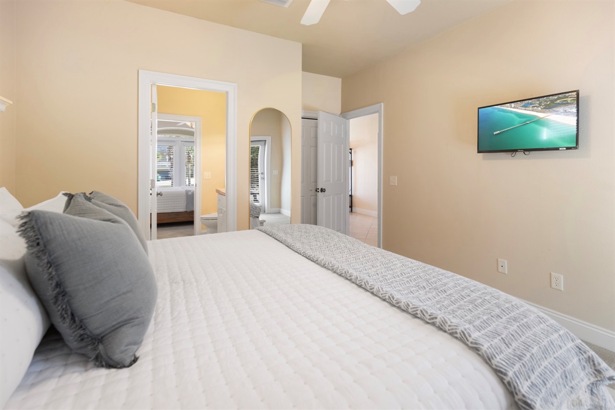 2nd Bedroom (1st Floor)