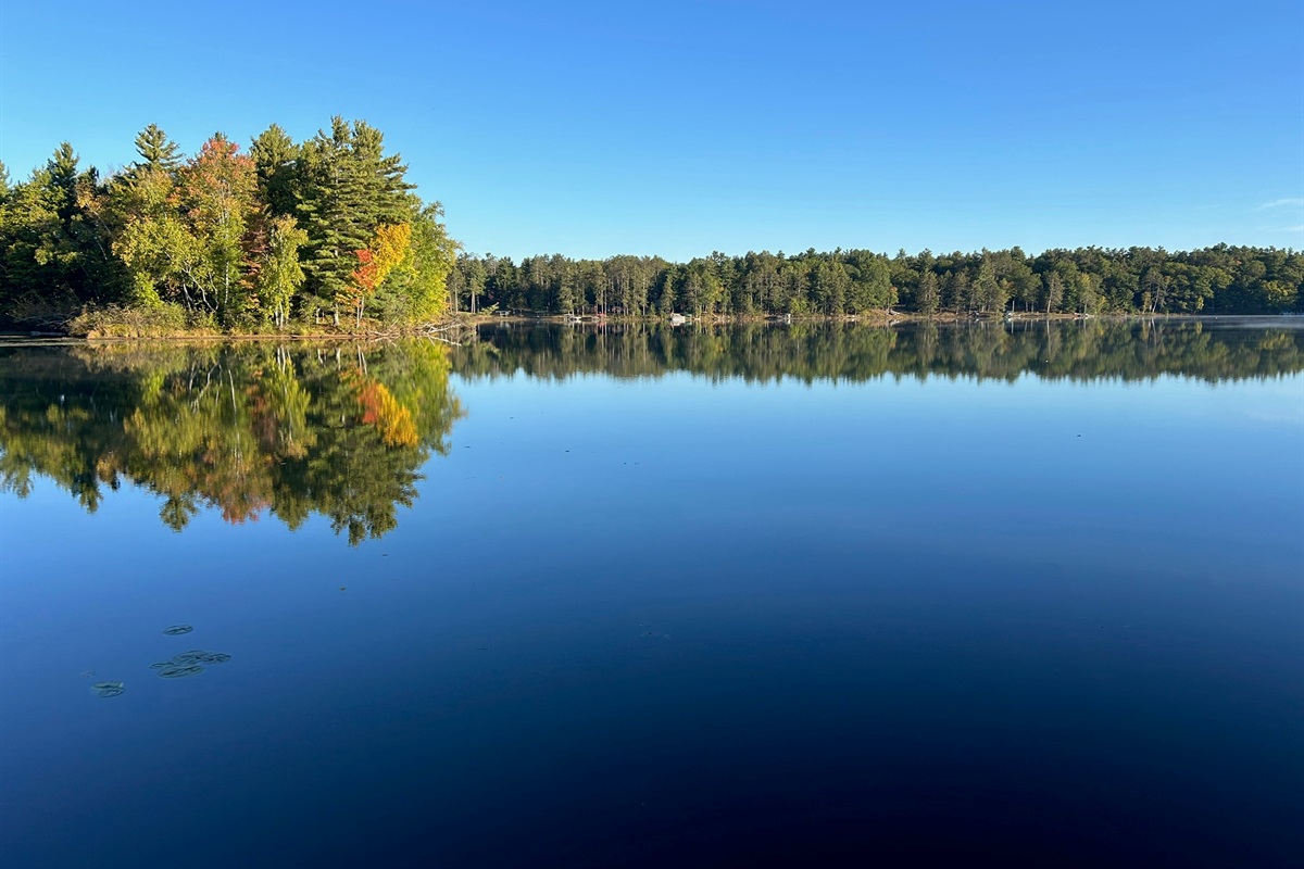 Enjoy lakefront living with step-free access to the dock and island views.
