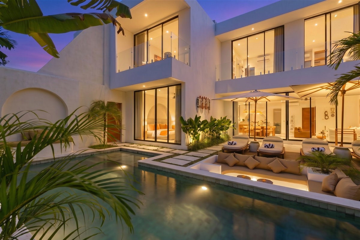 Pool area