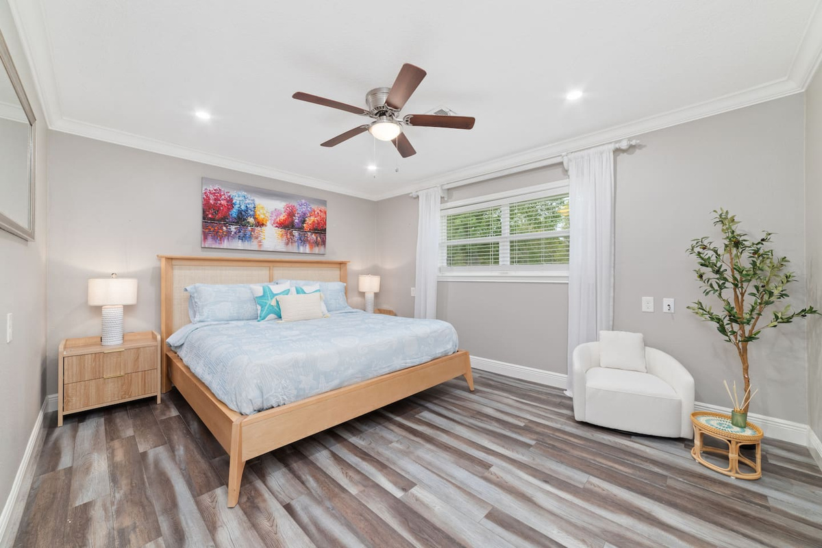 Bedroom
