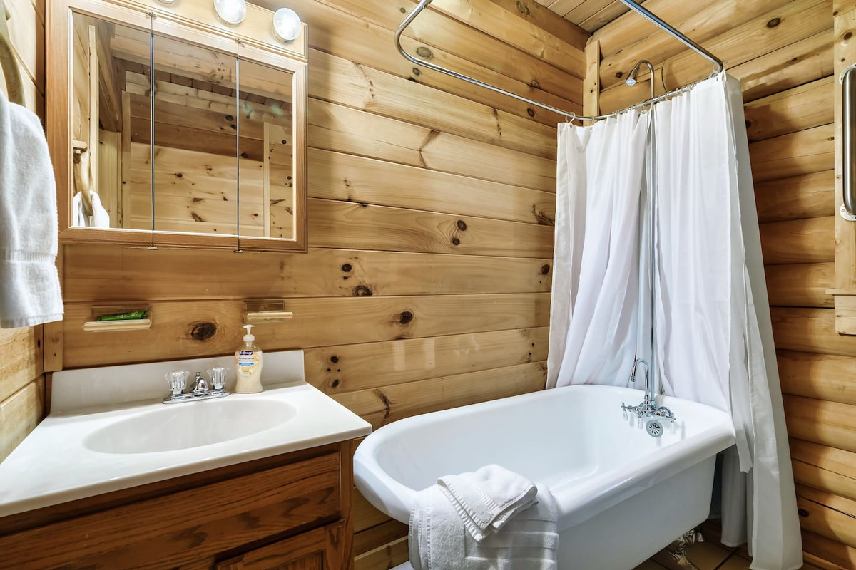 2nd bathroom - main floor
