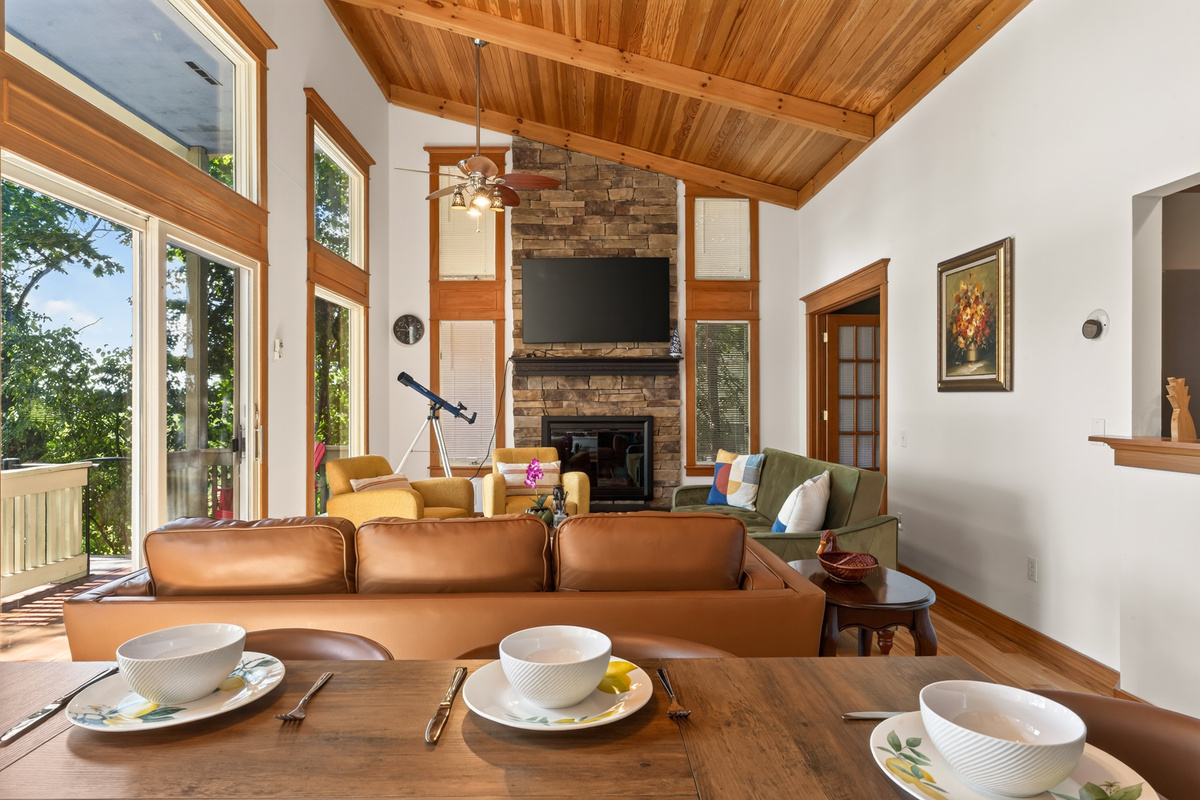 Dining area overlooking the living room