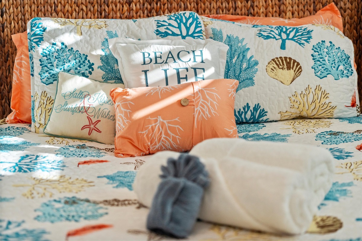 a5918ef03e61448fa37afe05883246c7 Large | Beachhouse | Texas | TX | Vacation Homes | Galveston | Crystal Beach | Kokomo | Breezy Days | Beachfront Elegance | Sunrise Serenity | Southern Sands Property Management, LLC