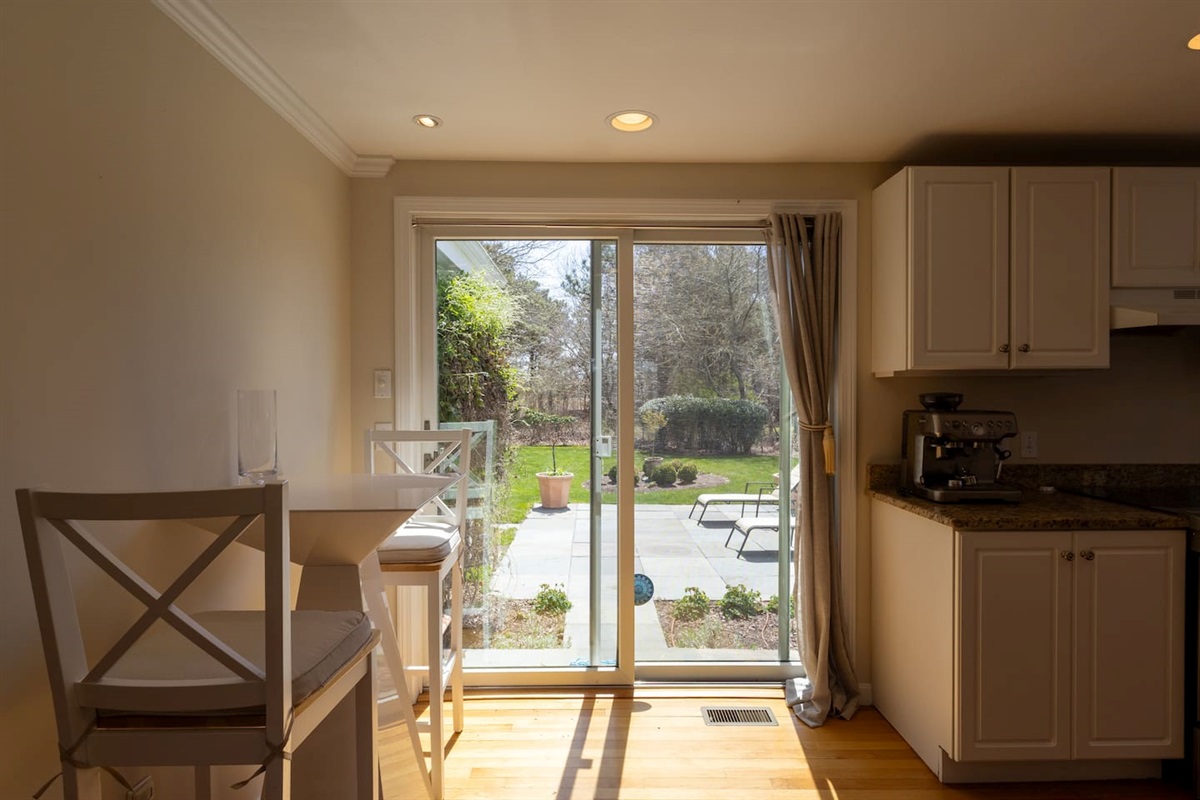 87 Schoolhouse Road, Edgartown