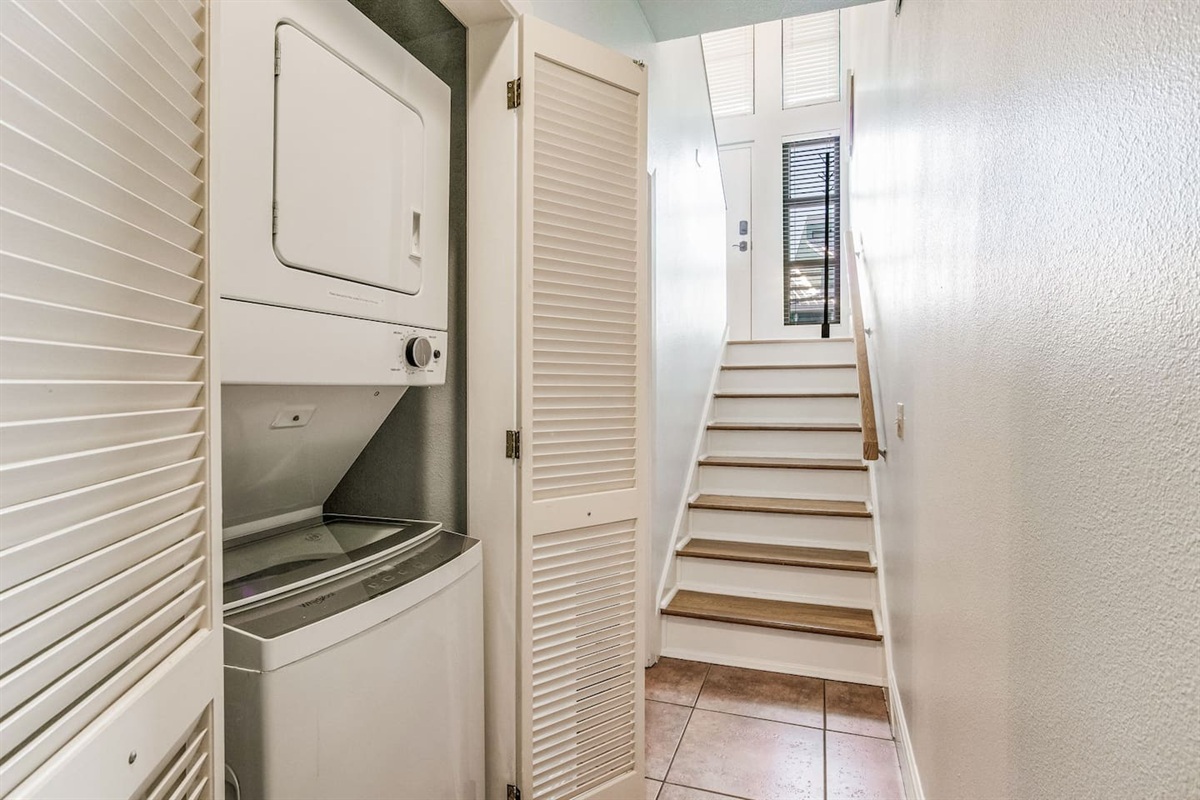 Laundry - Washer & Dryer 