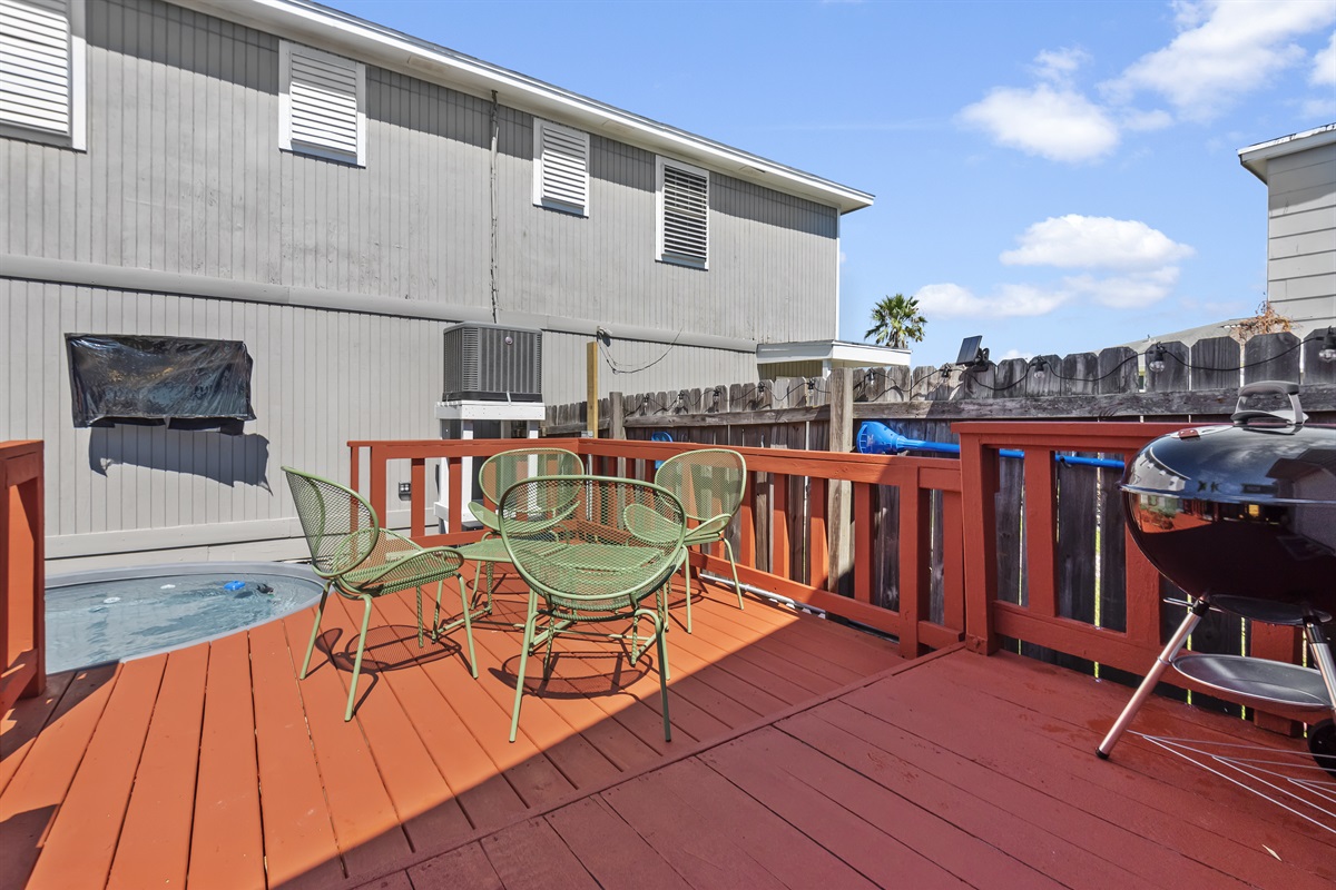 a5c0658f8edd45a287b32493d82ed818 Large | Beachhouse | Texas | TX | Vacation Homes | Galveston | Crystal Beach | Kokomo | Breezy Days | Beachfront Elegance | Sunrise Serenity | Southern Sands Property Management, LLC