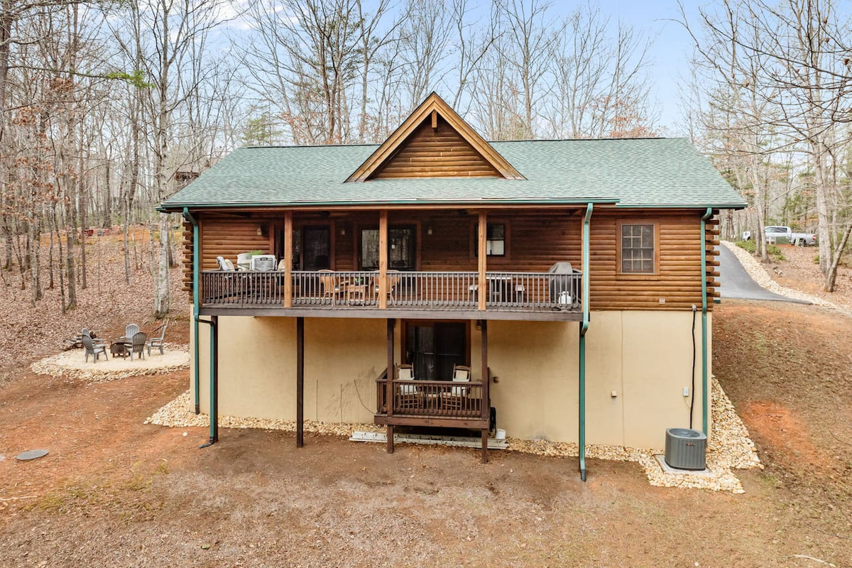 Back view of the cabin