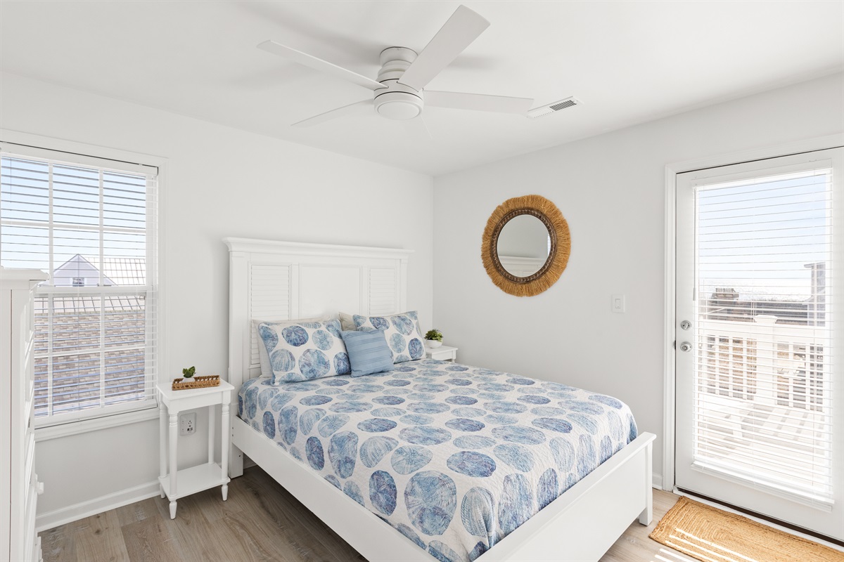Bedroom 3 - Second Floor with Deck and Ocean Views (Queen)
