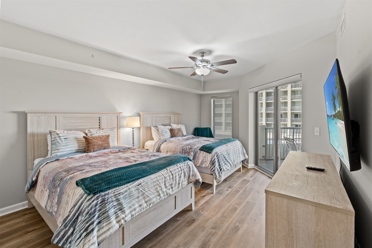 2nd Bedroom - 2 Queen Beds