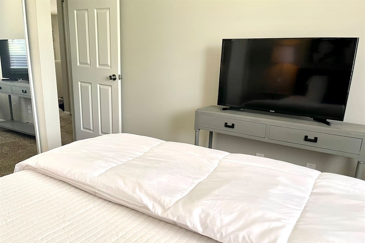 Bedroom 1- smart tv