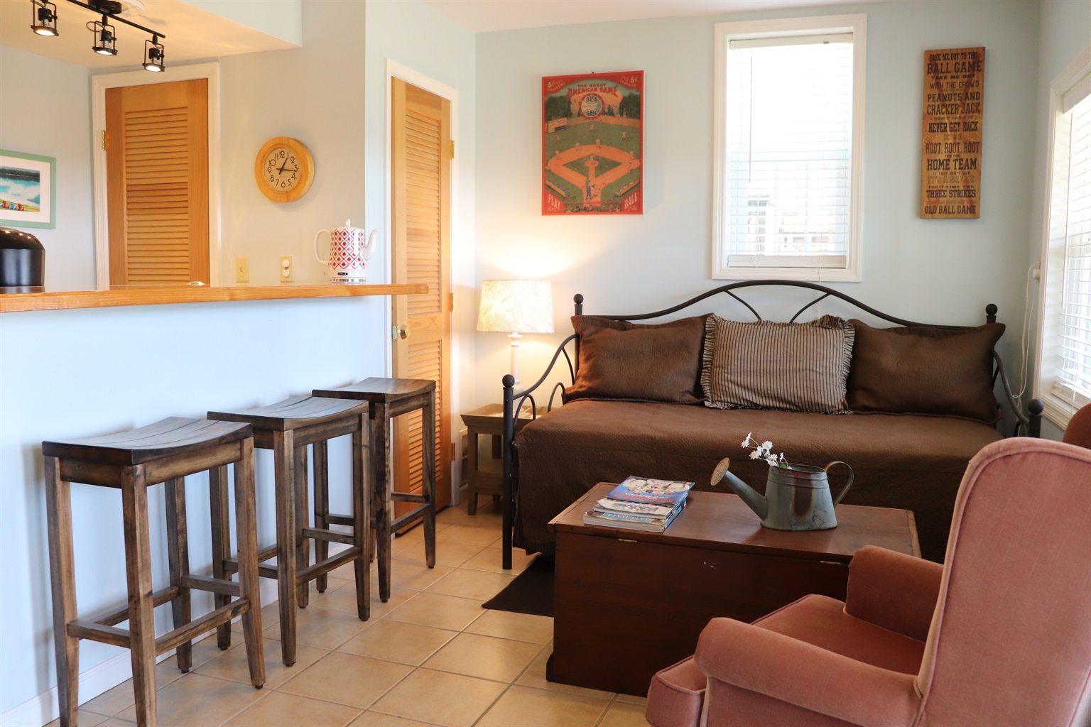 Living area and counter top seating
