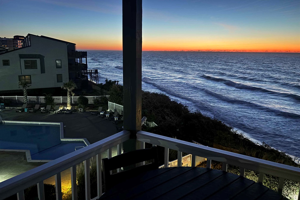 The sunset is beautiful every single day