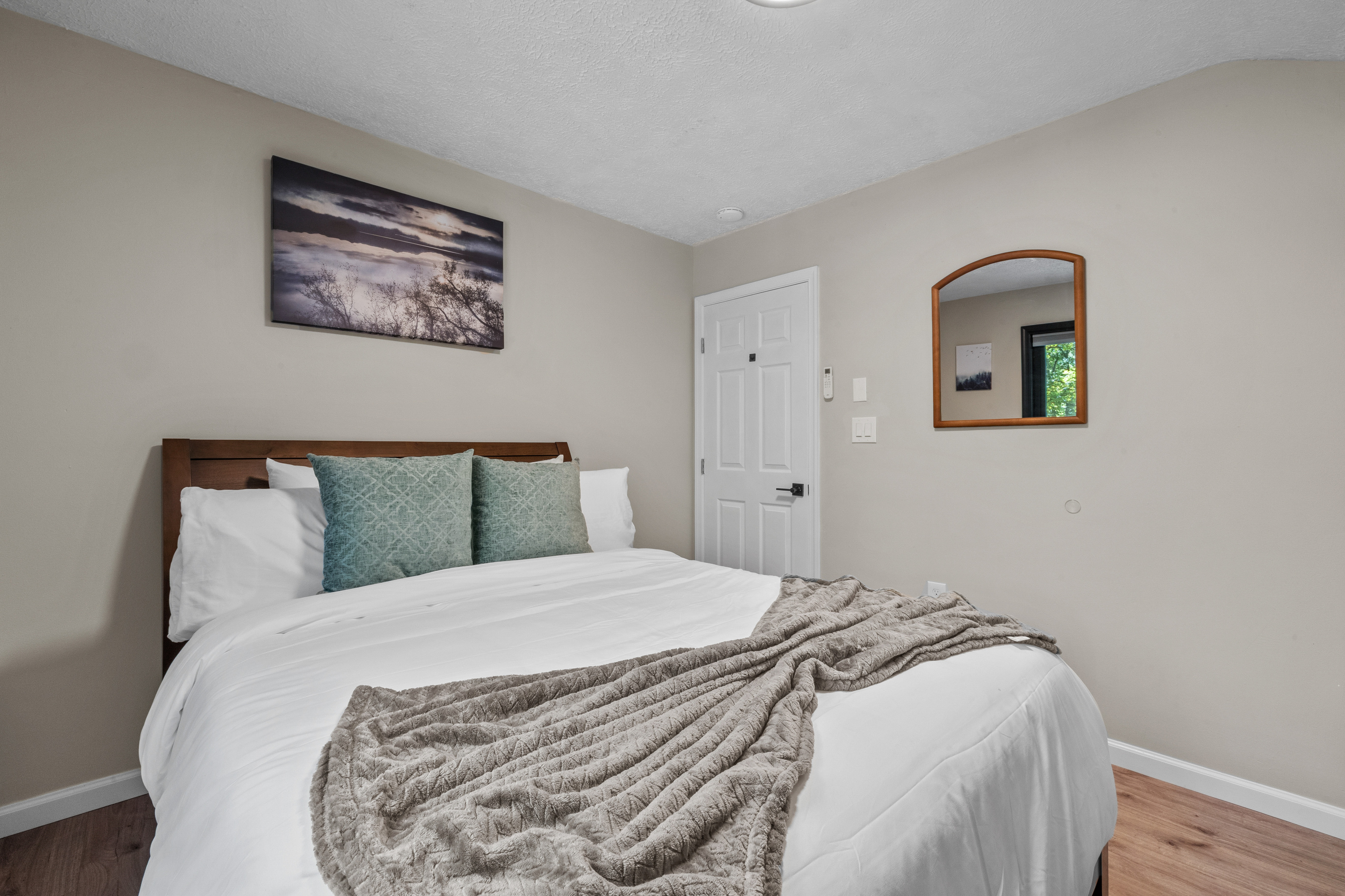 Second floor, comfortable queen bedroom