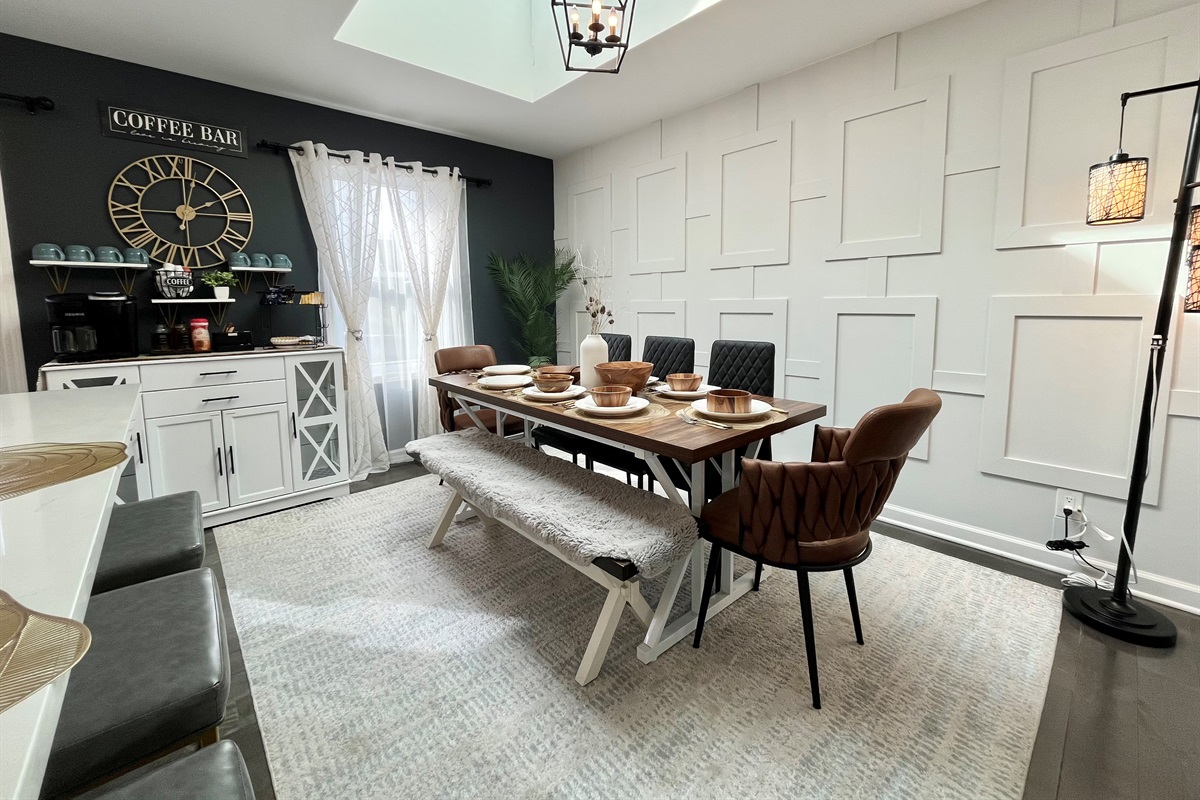 Beautiful dining room with Skylight and coffee bar, open kitchen