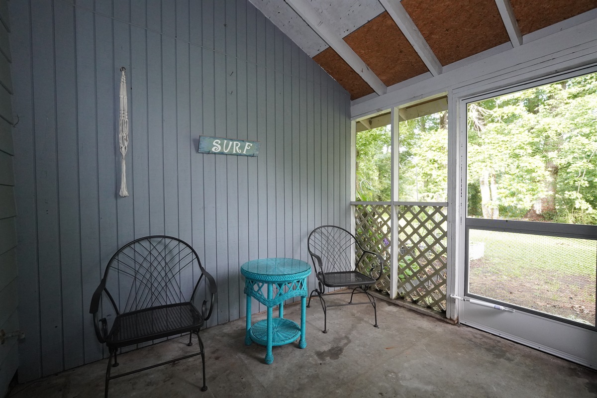 Private Screened in Porch