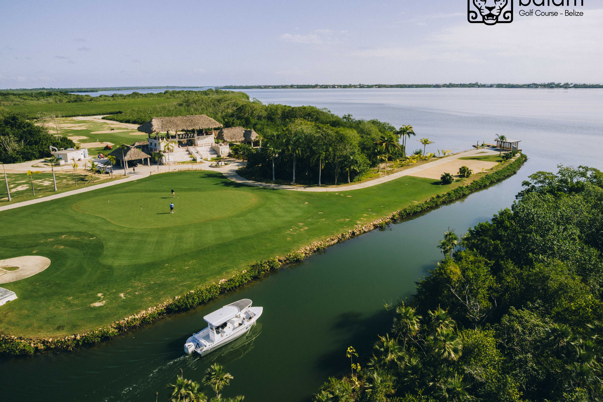 Golf Course on the Peninsula