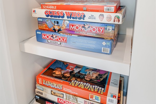 Games closet with Monopoly, Chess/Checkers, Scrabble, UNO, playing cards, plus kids’ books & activity books. Perfect for game nights or to keep little ones entertained during quiet moments.