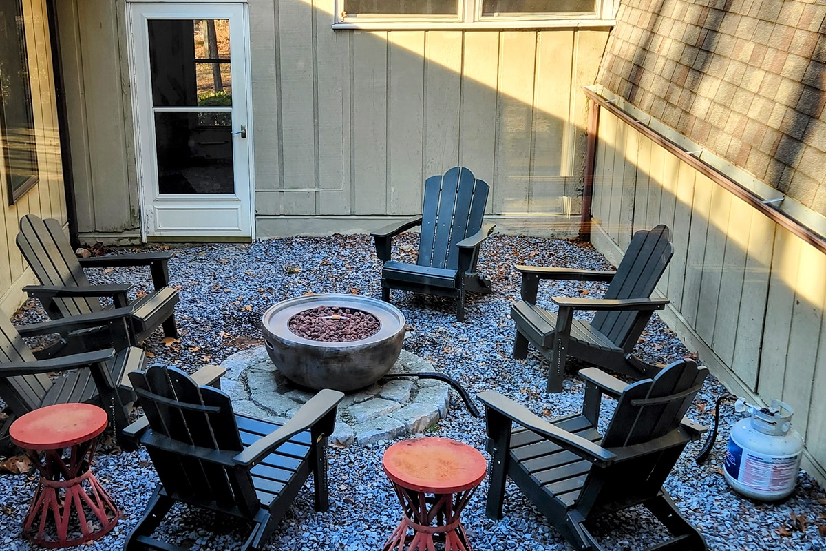 Propane fire pit for the winter nights