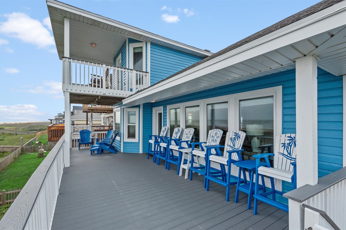 a6483cecbb764ca69e79f33e501b4b34 Large | Beachhouse | Texas | TX | Vacation Homes | Galveston | Crystal Beach | Kokomo | Breezy Days | Beachfront Elegance | Sunrise Serenity | Southern Sands Property Management, LLC