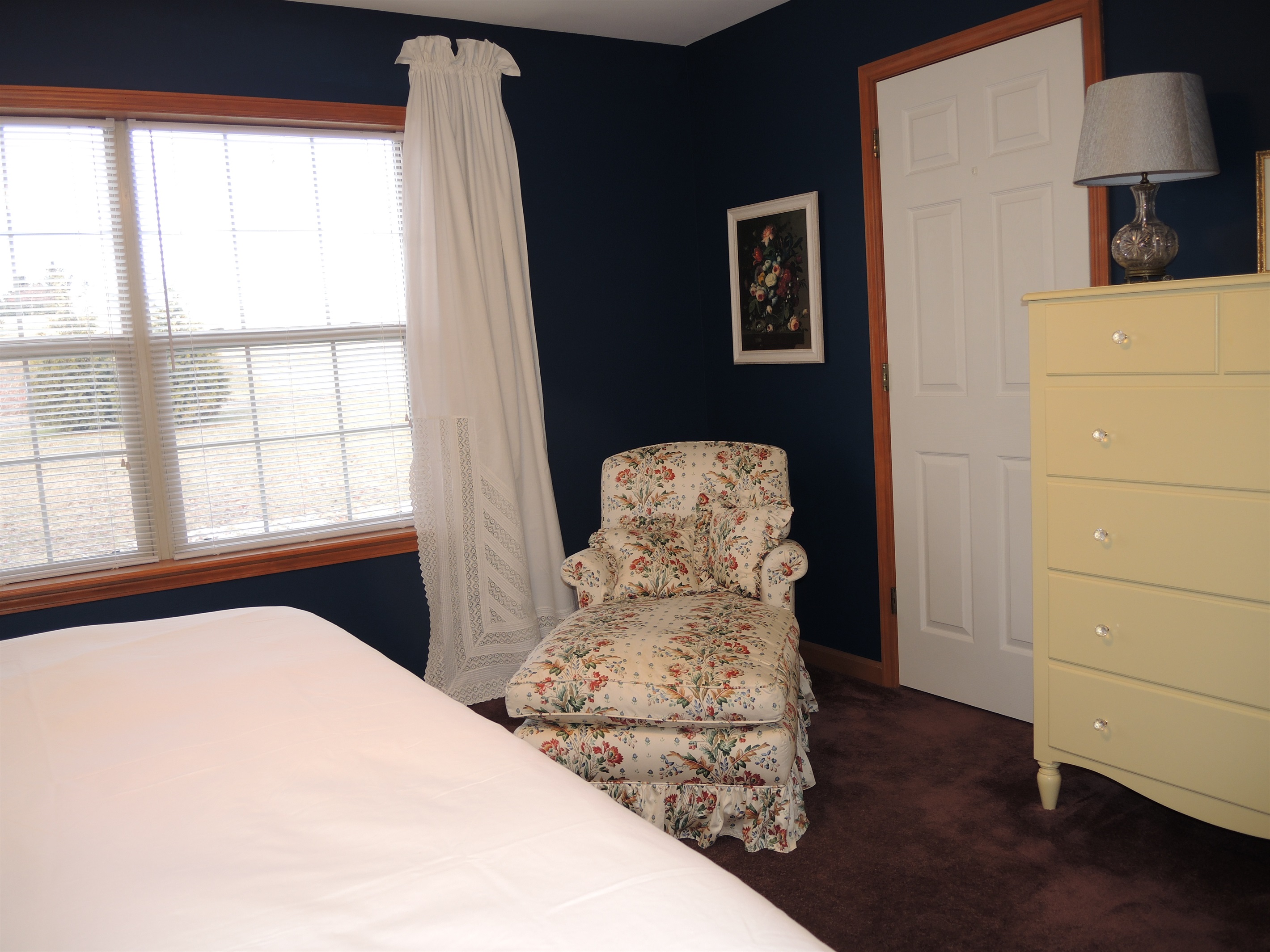 Relax in king bedroom