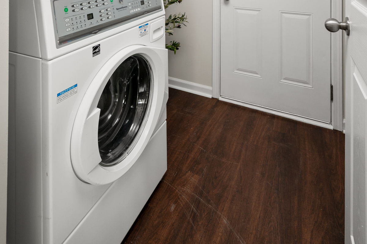 Pack a little lighter, knowing you'll have access to a washer and dryer during your stay. It's a convenient amenity for extended visits, families, and race-week travelers.