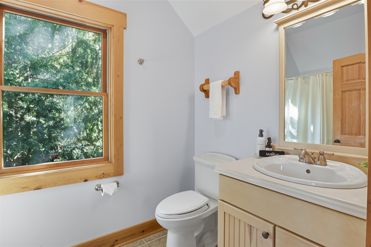 bathroom 3 full bath with tub/shower combo ensuite in bedroom 3