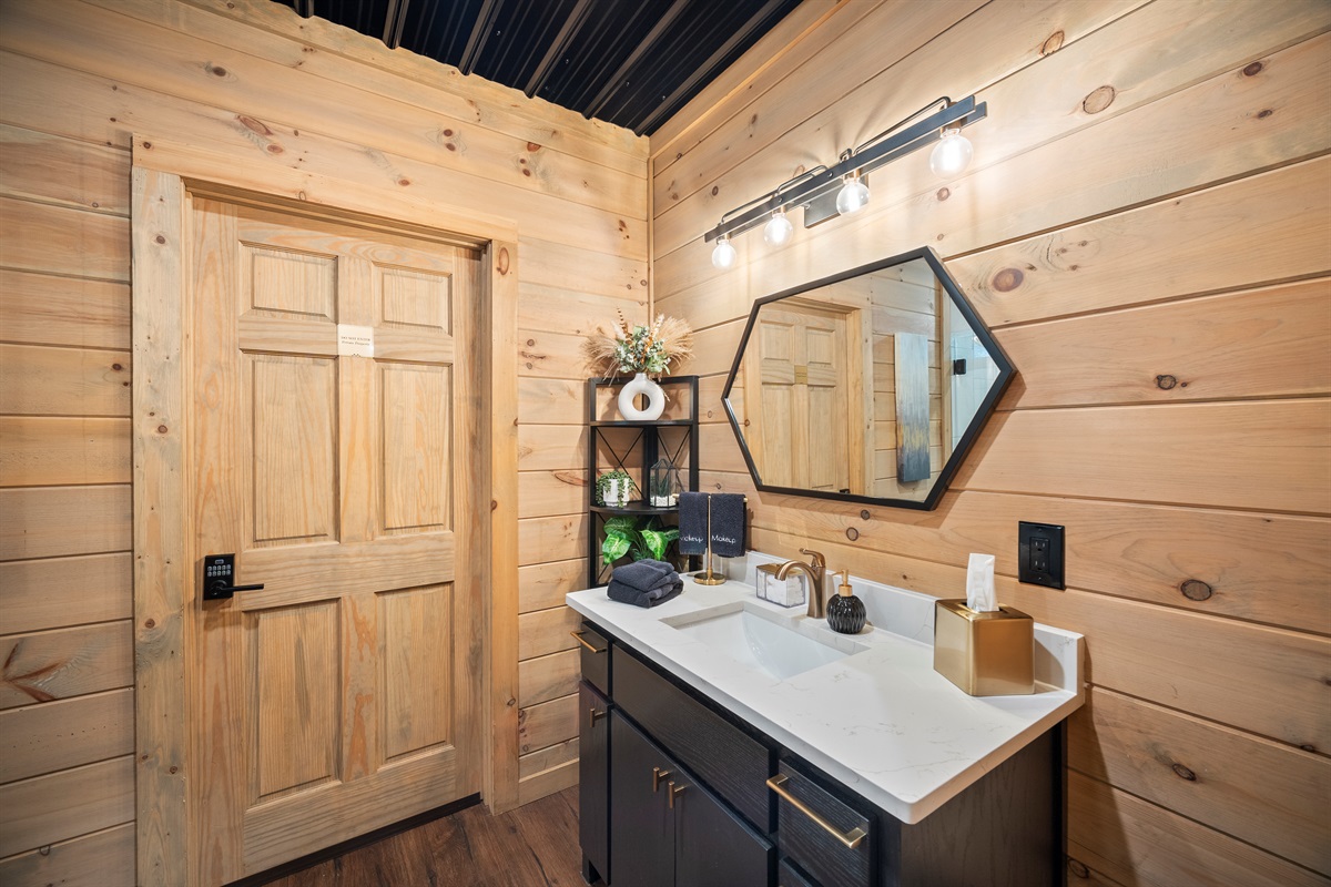 This vanity combines stylish design and practical features, with plenty of space for your morning and evening routines.