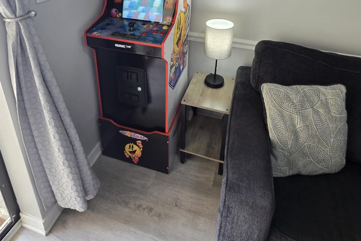 12-Game Arcade Machine