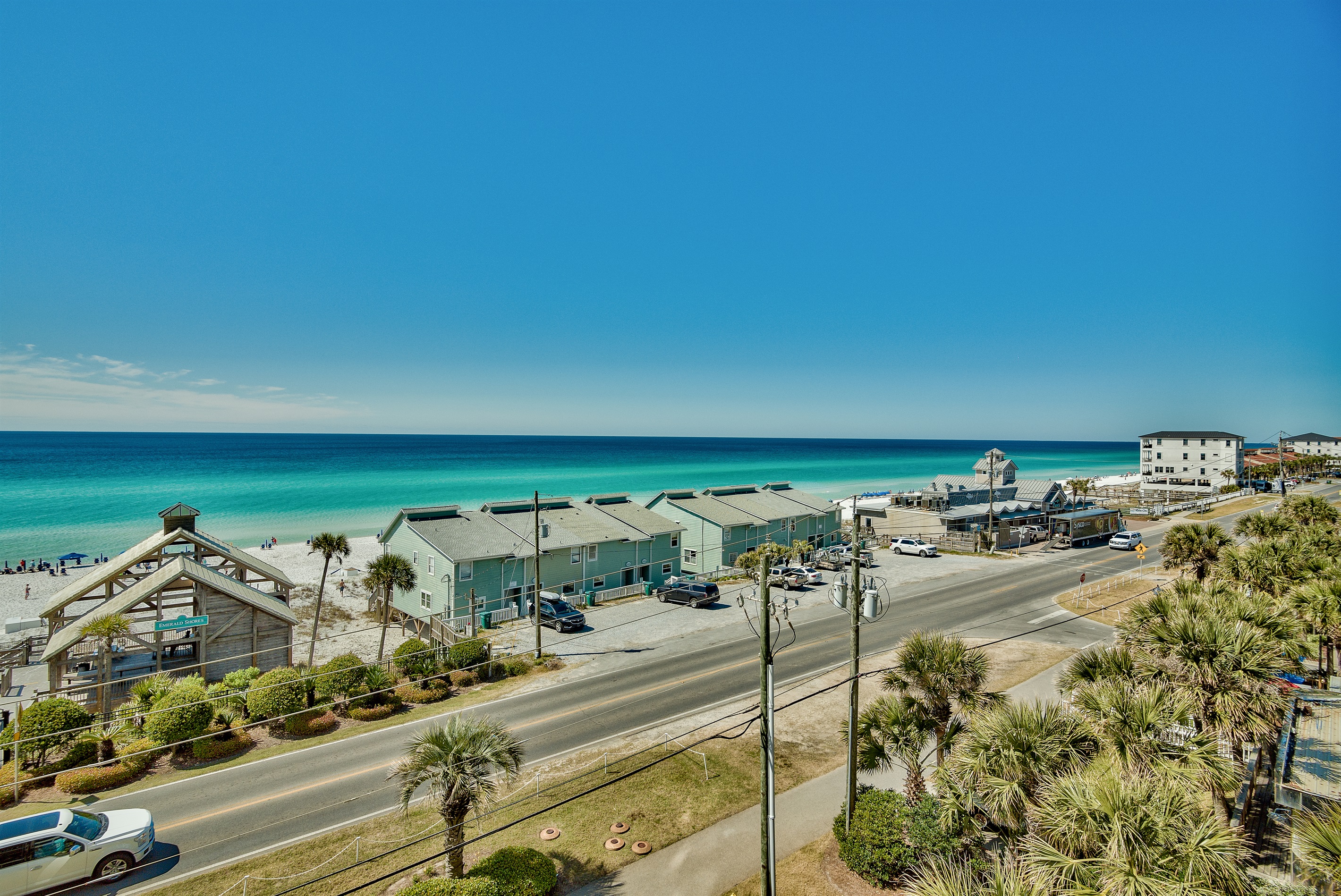 Emerald Gulf Views
