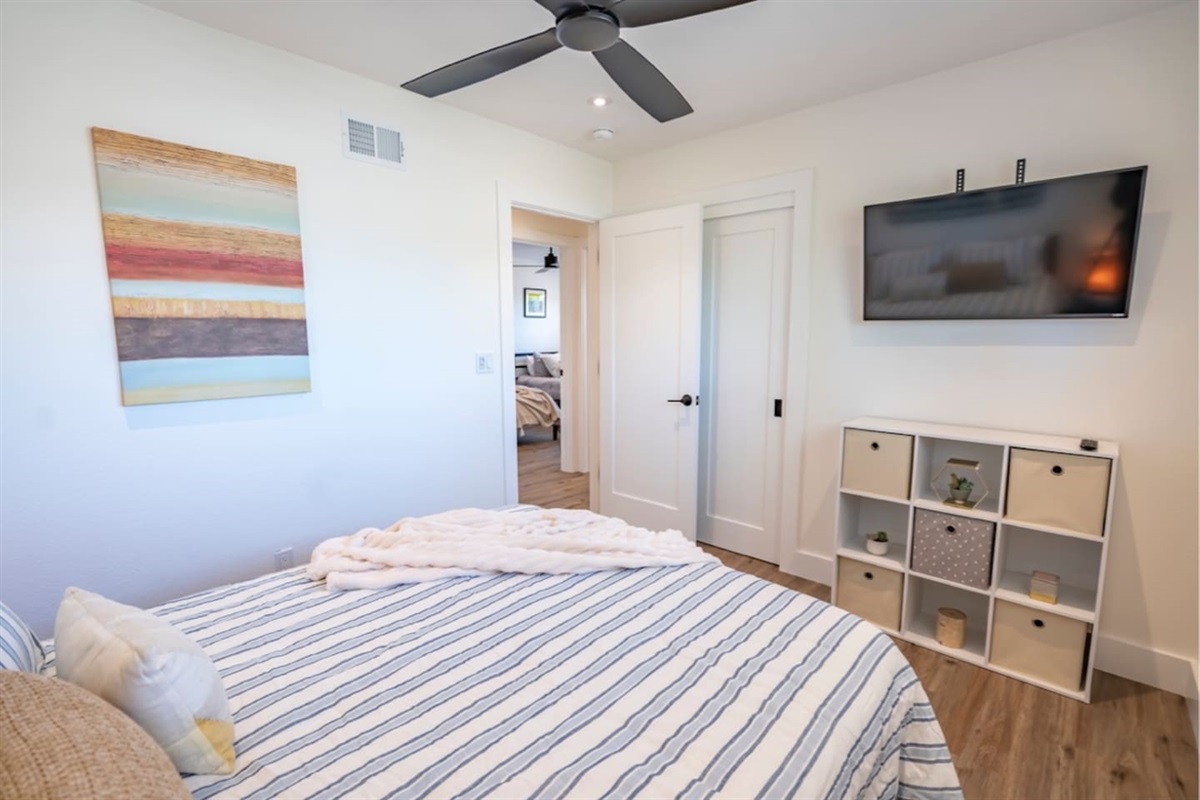 Bedroom 3 - Queen Bed