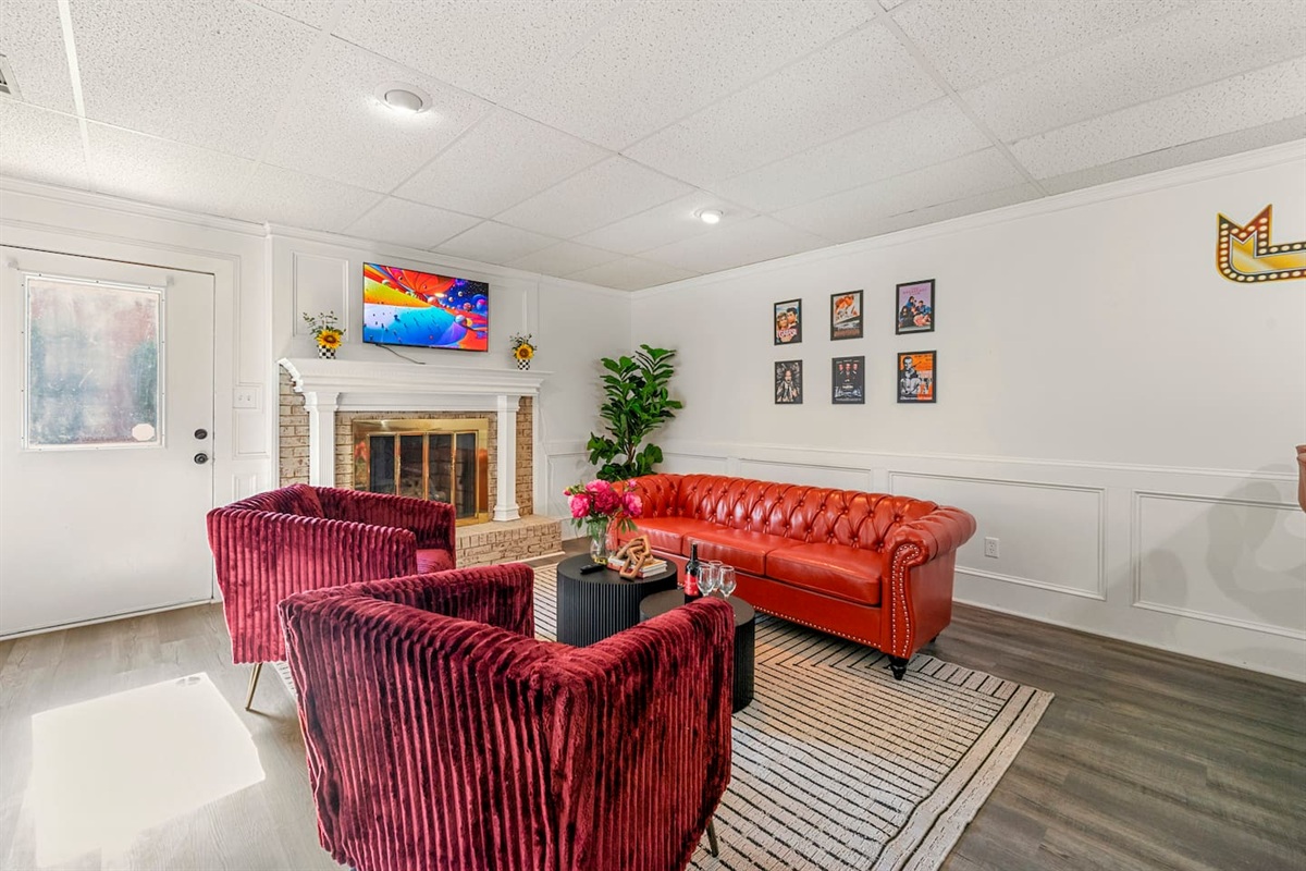 Theme Room