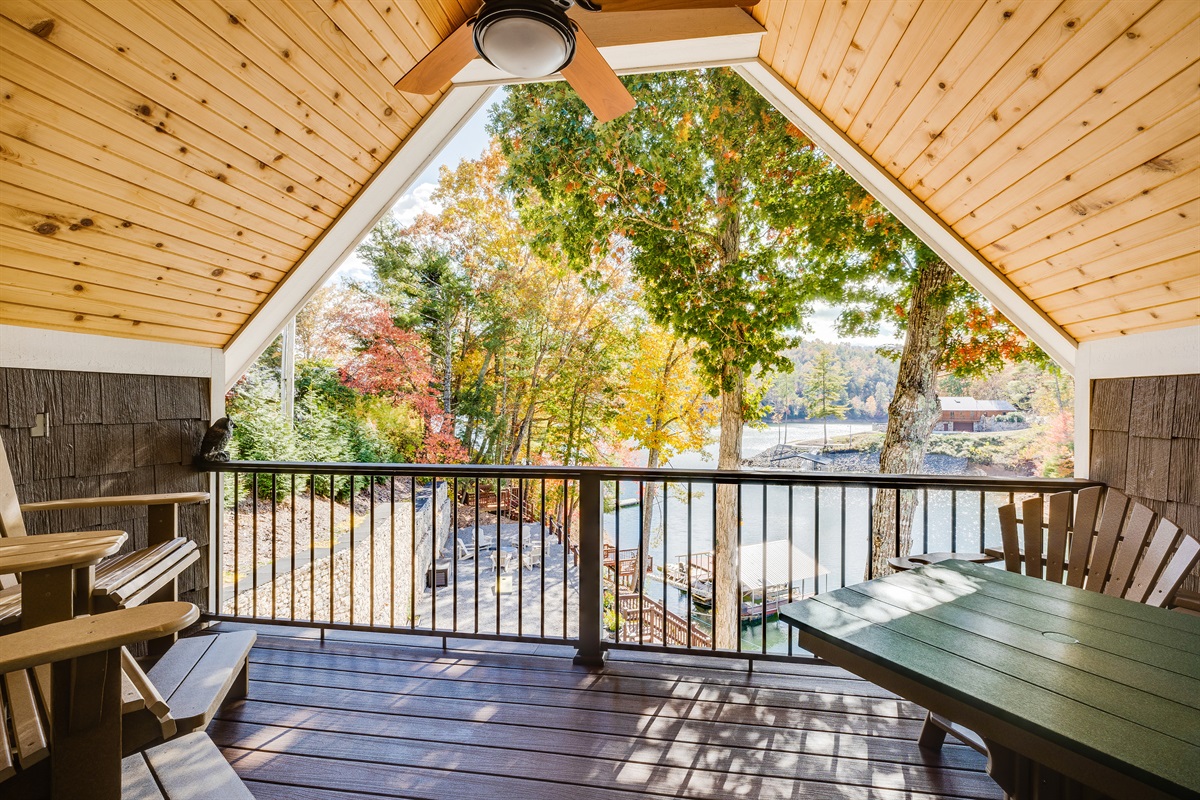 3rd floor balcony retreat