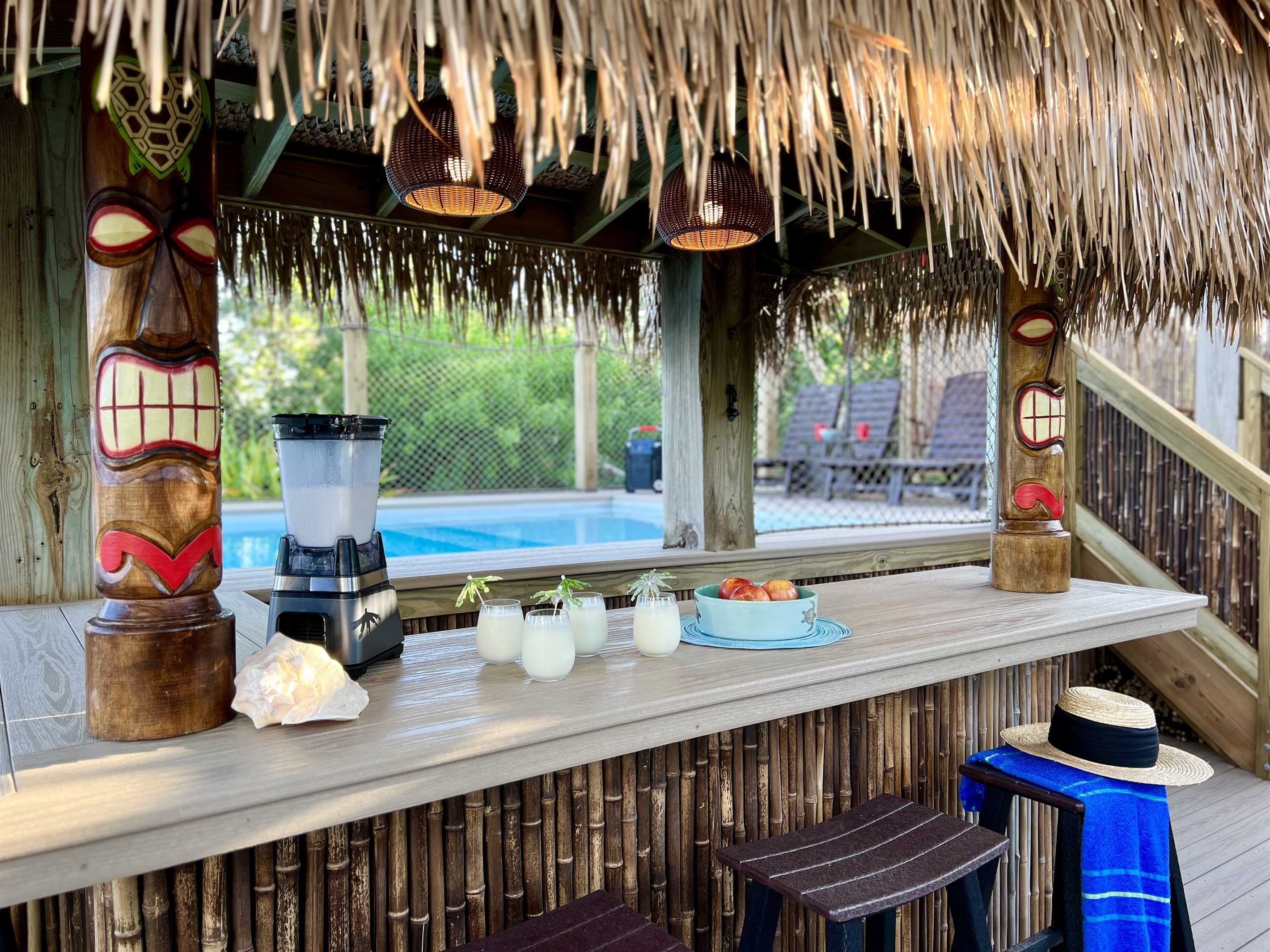 The swim-up, Thirsty Turtle Bar, is the reason that our guests return to Tipsy Turtle over & over again; the happy vibes just stay with you!  We invite you to be our guests. This is vacation!