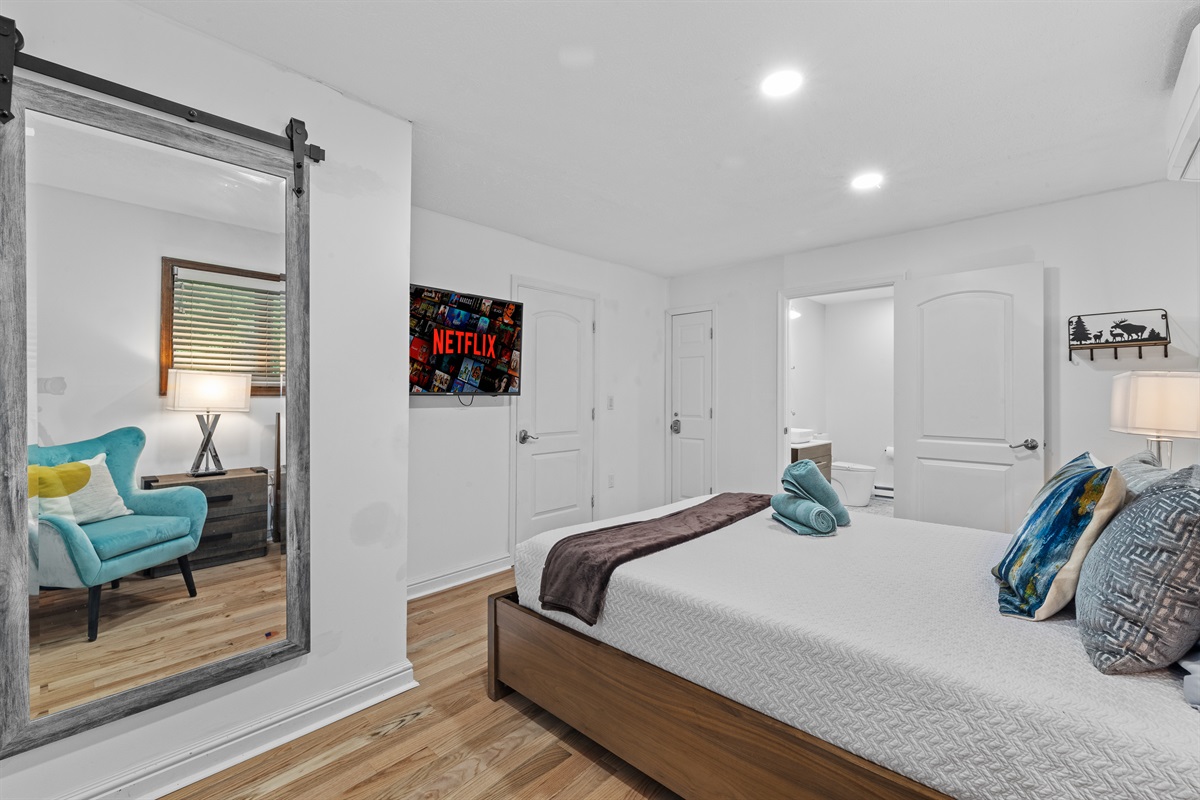 Bedroom 2 with queen bed